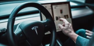 Piloto automático de Tesla