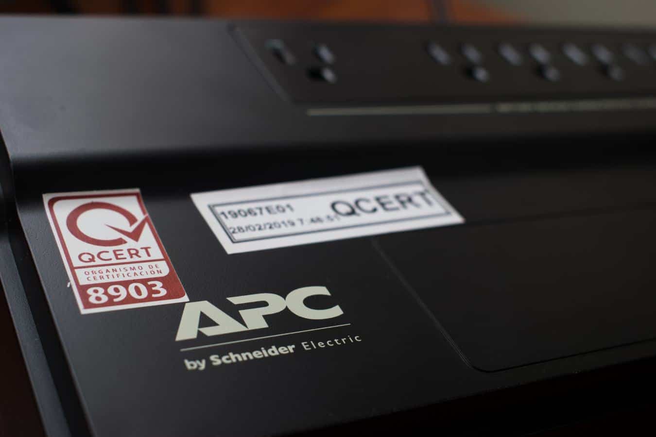 UPS APC BV1000