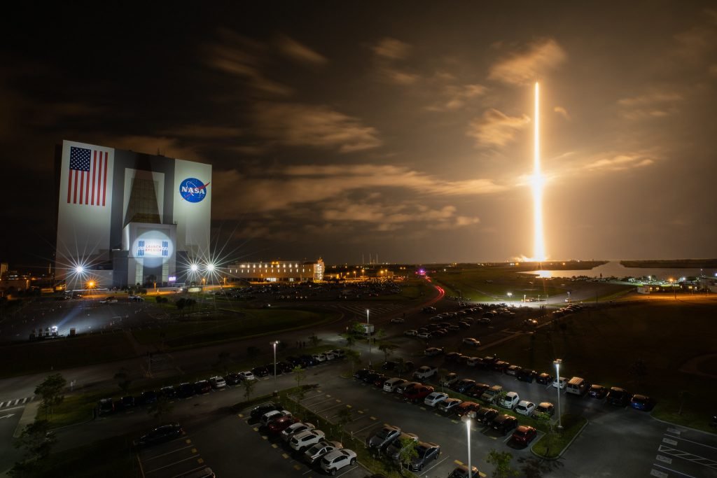NASA y SPACEX