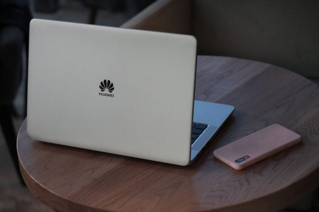 huawei andicom 2021 cover