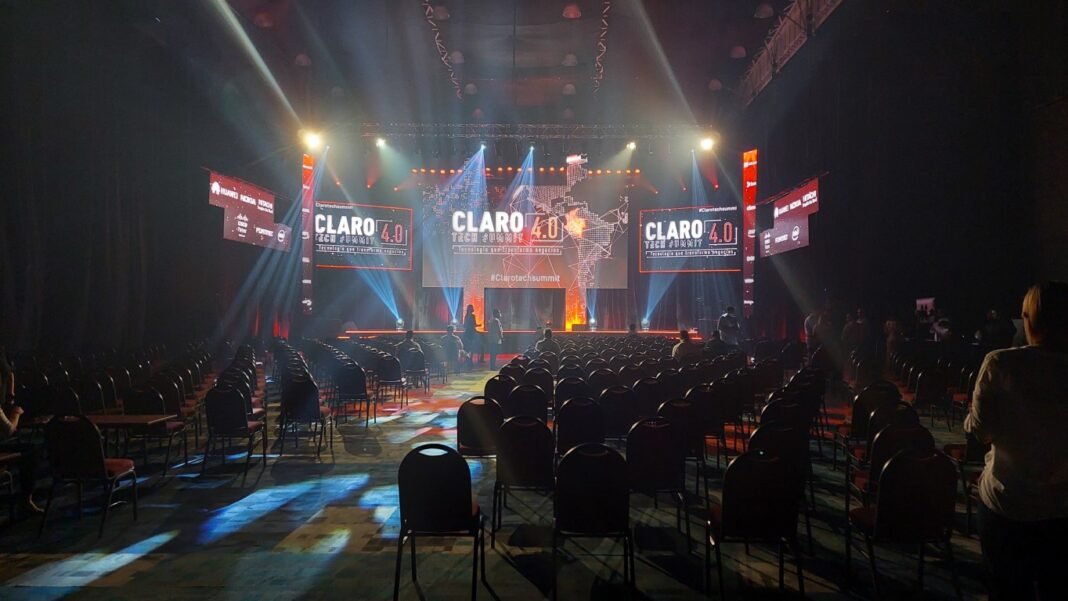 claro tech summit 2022 cover