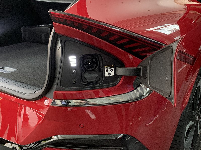 Kia-EV6-enchufe