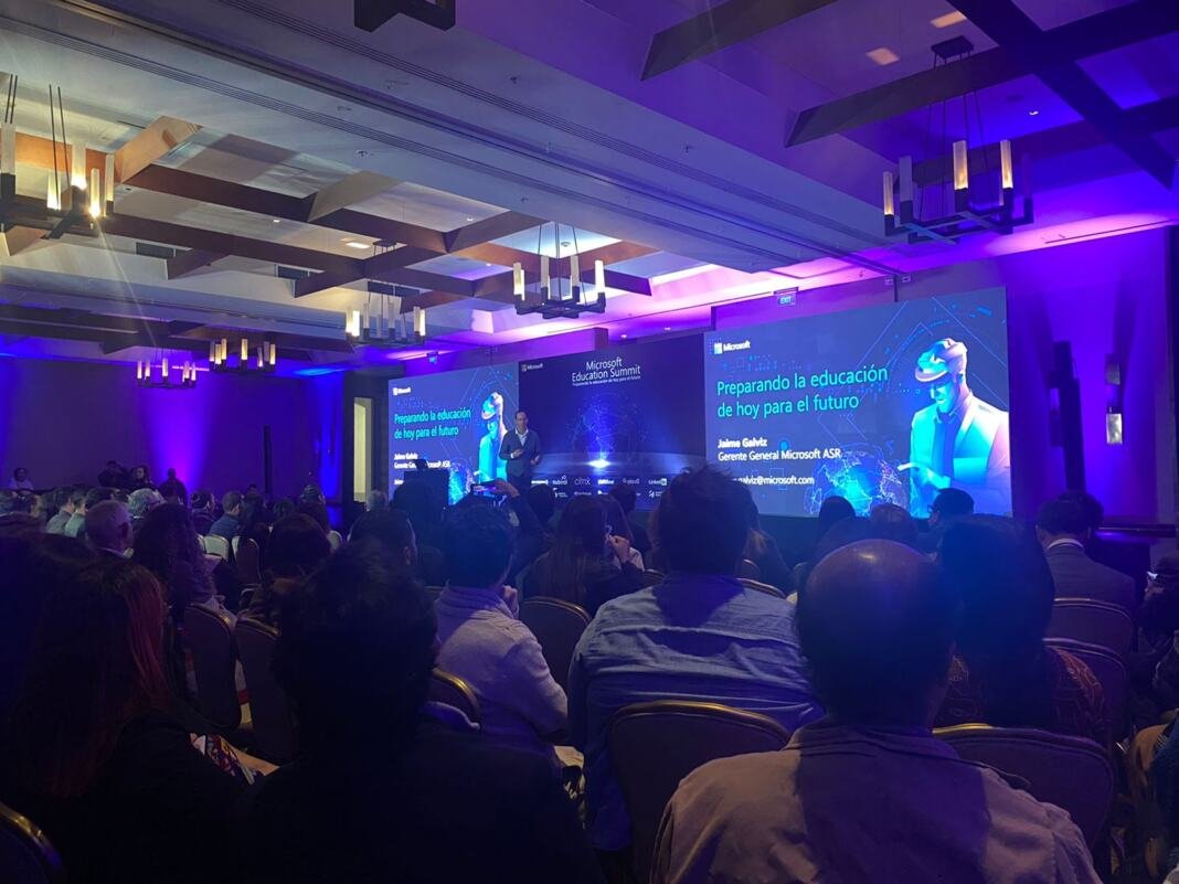 Colombia microsoft education summit 2022 cover