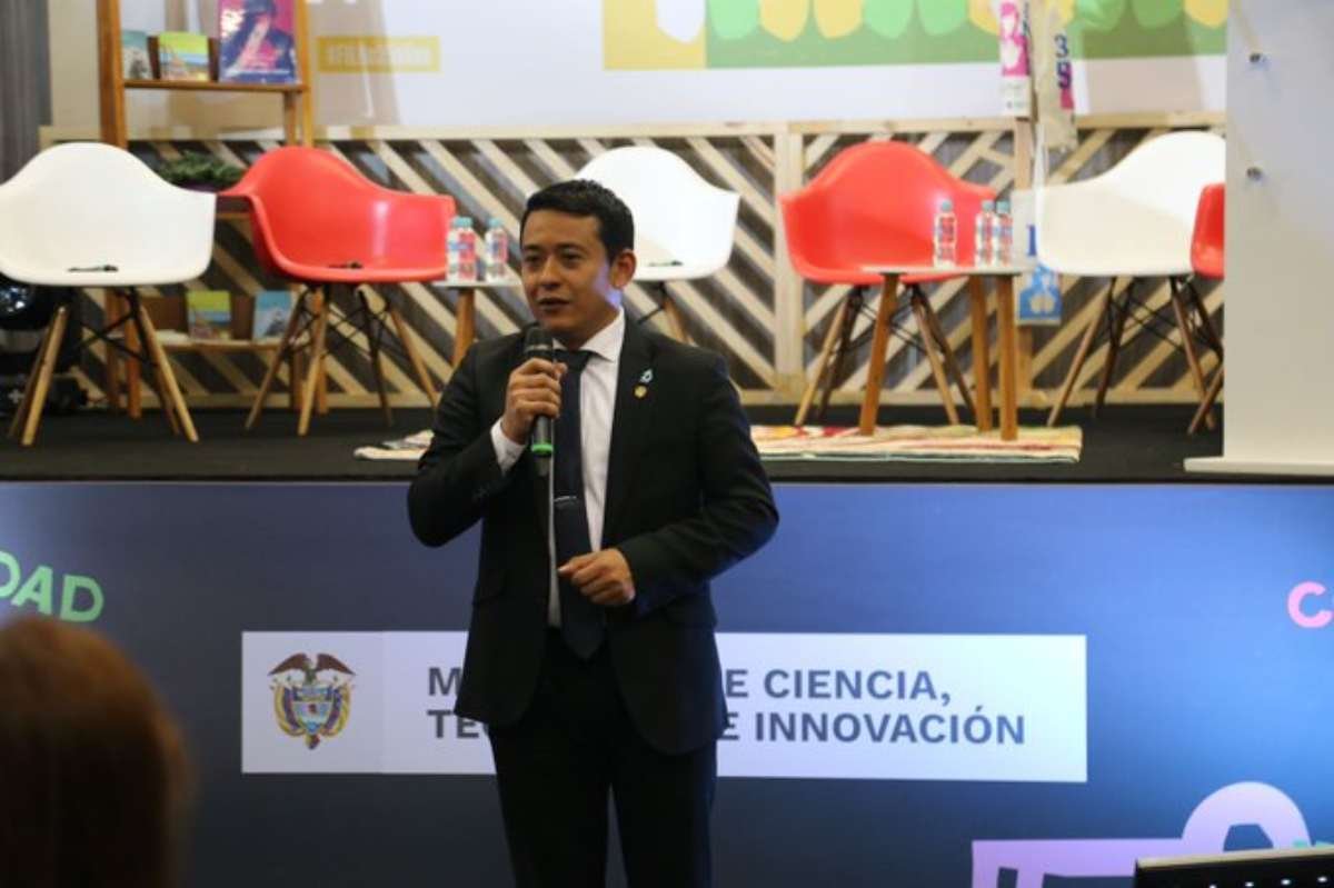 Diálogos de ciencia abierta