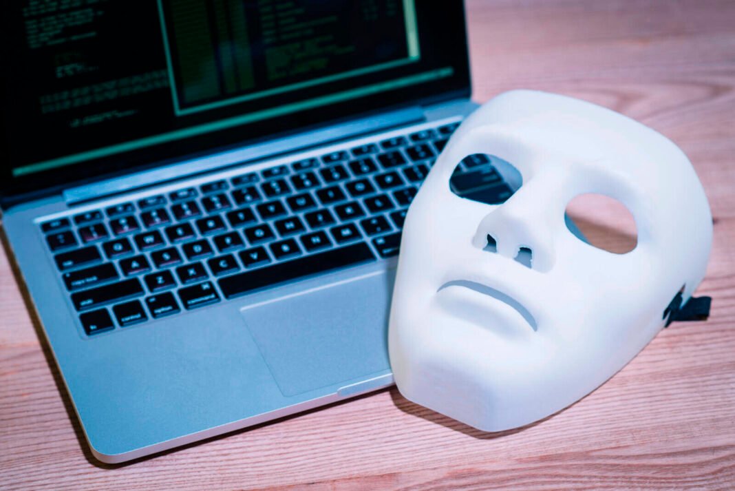 Robo de Identidad: Guía para proteger su empresa de pérdidas millonarias y ataques de IA.